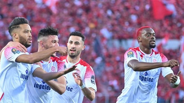 رد فعل مثير من نجم الوداد بعد تأكد غيابه عن المباراة