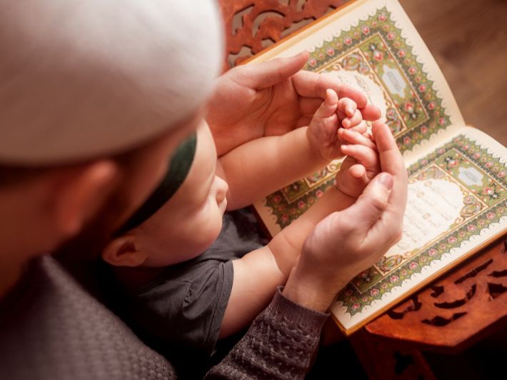 Le meilleur moment pour répondre aux supplications est : efforcez-vous de passer le dernier tiers de la nuit.