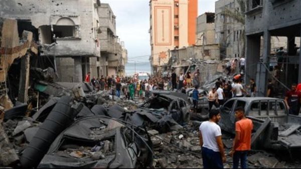 القصف مستمرعلى قطاع غزة وجيش الاحتلال يعتقل العشرات من مستشفى ناصر