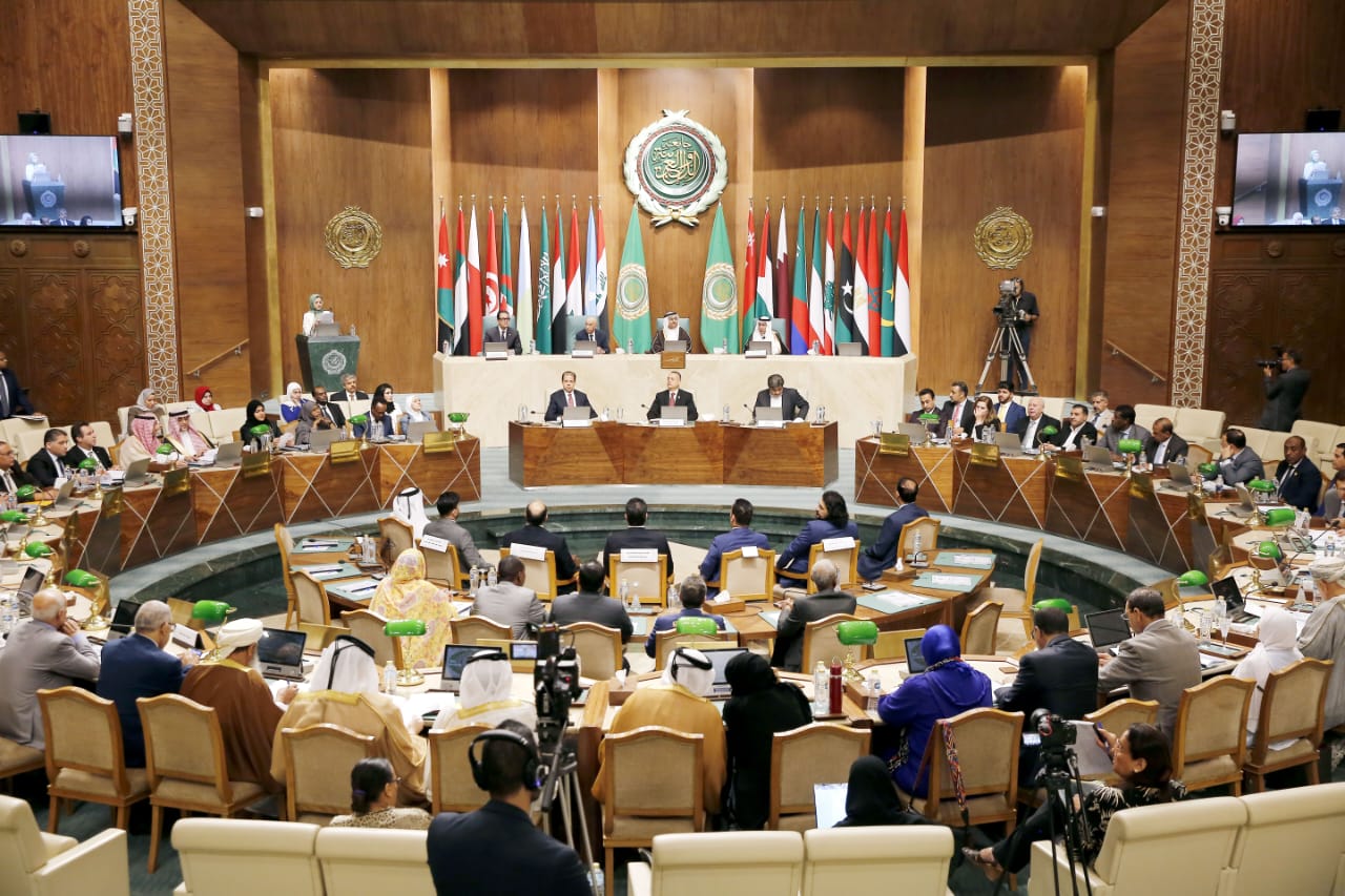 البرلمان العربي يطالب بوقف التعامل مع شركات التنقيب عن البترول التابعة للاحتلال الإسرائيلي