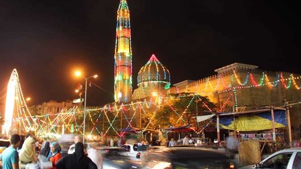 في ذكرى مولد السيدة نفيسة.. كورونا تمنع الاحتفالات