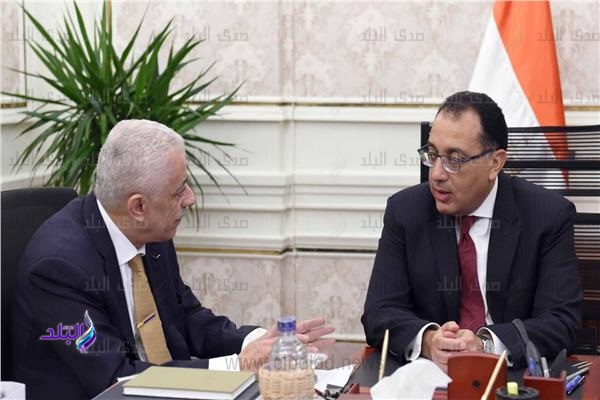 Ø§Ù„ØªØ¹Ù„ÙŠÙ… ØªÙ†ÙÙŠ Ø¥Ù„ØºØ§Ø¡ Ø§Ù„Ø§Ù…ØªØ­Ø§Ù†Ø§Øª ÙˆÙˆÙ‚Ù Ø§Ù„Ø¯Ø±Ø§Ø³Ø© Ø¨Ø§Ù„ØªÙŠØ±Ù… Ø§Ù„Ø«Ø§Ù†ÙŠ Ø·Ø§Ø±Ù‚ Ø´ÙˆÙ‚ÙŠ ÙŠØ¹Ø±Ø¶ Ø®Ø·ØªÙ‡ Ø£Ù…Ø§Ù… Ù„Ø¬Ù†Ø© Ø§Ù„Ø£Ø²Ù…Ø§Øª Ø¨Ù…Ø¬Ù„Ø³ Ø§Ù„ÙˆØ²Ø±Ø§Ø¡ Ù…Ø·Ù„Ø¹ Ø§Ù„Ø£Ø³Ø¨ÙˆØ¹ Ø§Ù„Ù…Ù‚Ø¨Ù„ ÙˆØ¥Ø¹Ù„Ø§Ù† Ø§Ù„Ù‚Ø±Ø§Ø±Ø§Øª Ø§Ù„Ù†Ù‡Ø§Ø¦ÙŠØ© Ù„Ù€ Ø§Ù„Ø·Ù„Ø§Ø¨ ÙˆØ£ÙˆÙ„ÙŠØ§Ø¡ Ø§Ù„Ø£Ù…ÙˆØ± Ø§Ù„Ø£Ø­Ø¯