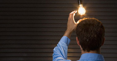 لماذا أمرنا رسول الله بإطفاء الأنوار في الليل خاصة عند النوم؟