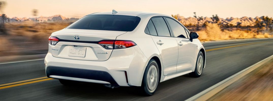 سعر تويوتا كورولا هايبرد Toyota Corolla Hybrid 2021 الكهربائية صور