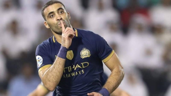 بسبب مستحقاته عبد الرزاق حمد الله يهدد بفسخ تعاقده مع النصر السعودي