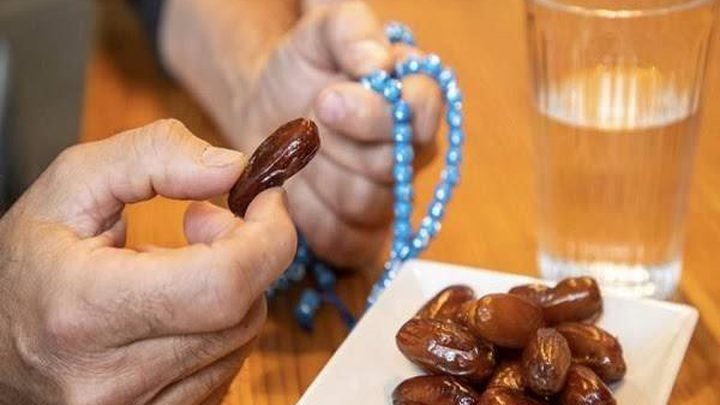 صدى سوريا | حكم الجمع بين صيام عاشوراء وقضاء أيام من رمضان