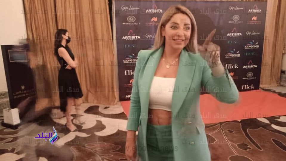 Ù‡Ø§Ù Ø³ØªÙˆÙ…Ùƒ Ù…ÙŠ Ø­Ù„Ù…ÙŠ ØªØ¸Ù‡Ø± Ø¨Ø¥Ø·Ù„Ø§Ù„Ø© Ø¬Ø±ÙŠØ¦Ø© ÙÙŠ Ø¯Ø¨ÙŠ ØµÙˆØ±