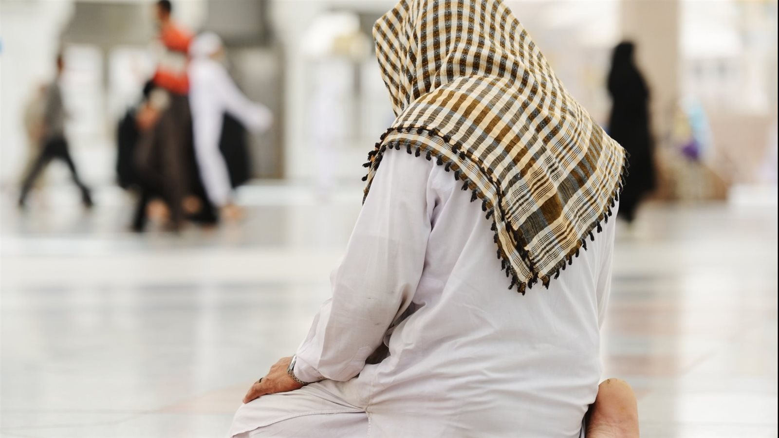 حكم الصلاة الابراهيمية في التشهد الاخير