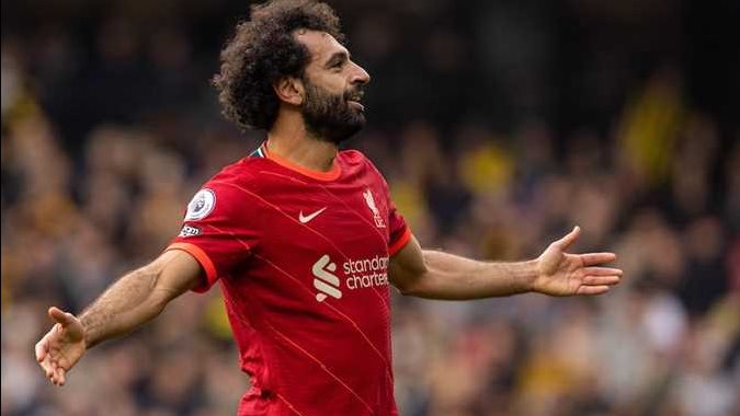 محمد صلاح يرد على ترتيب الكرة الذهبية ويسجل الثاني في شباك إيفرتون