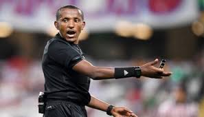 صدمة لعشاق الأحمر.. ماذا يفعل الأهلي مع صافرة تيسيما بنهائيات إفريقيا