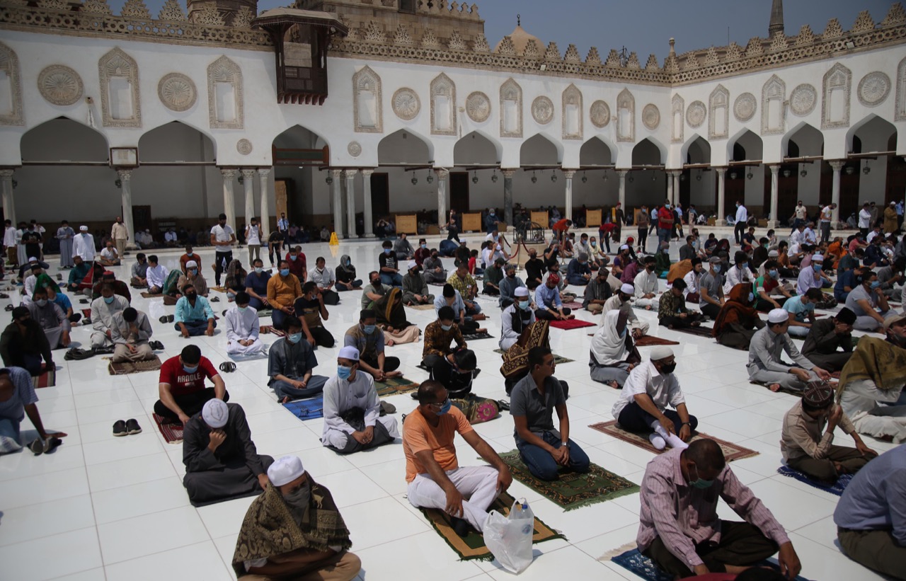 بث مباشر.. شعائر صلاة الجمعة من رحاب الجامع الأزهر