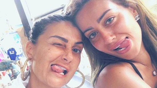 Egyptian Actress Gada Abdel Razek’s Daughter Sets Social Media Ablaze with Daring 35th Birthday Look