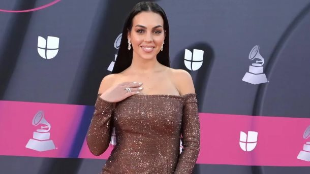 Fashion Faux Pas: Witness Recounts the Moment a Scathing Critic Left Georgina Mortified Over Her Outfit
